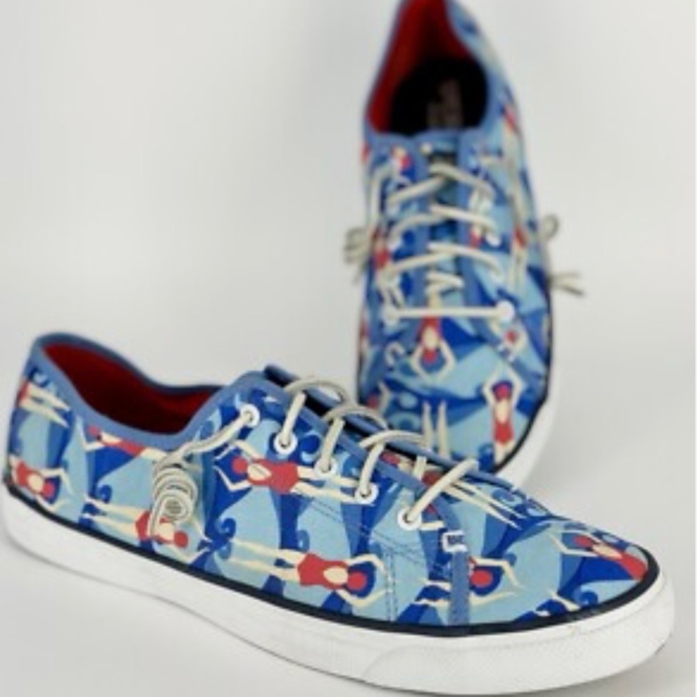 Sperry topsiders